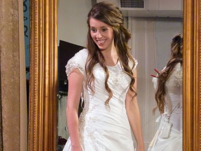 19 Kids and Counting: Girls Go Glam and Wedding to-Do's