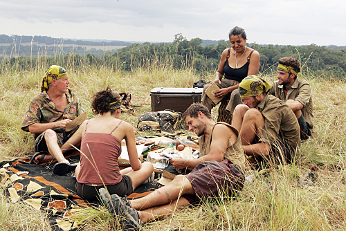 THE SURVIVOR AUCTION IGNITES AN EXISTING RIVALRY, PROMPTING A HEATED ARGUMENT THAT PUTS THE WHOLE TRIBE ON EDGE, ON 