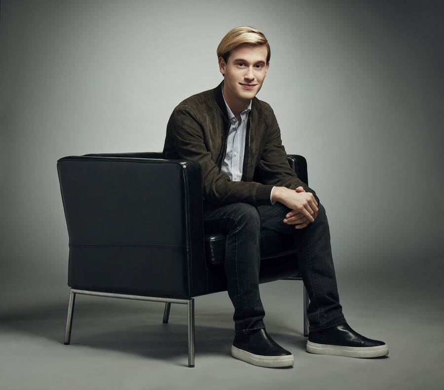 ‘Hollywood Medium with Tyler Henry’ Season 3 Returns Feb. 28