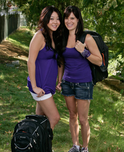 Maria Ho and Tiffany Michelle from The Amazing Race 15