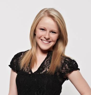 Hollie Cavanagh from American Idol Season 11