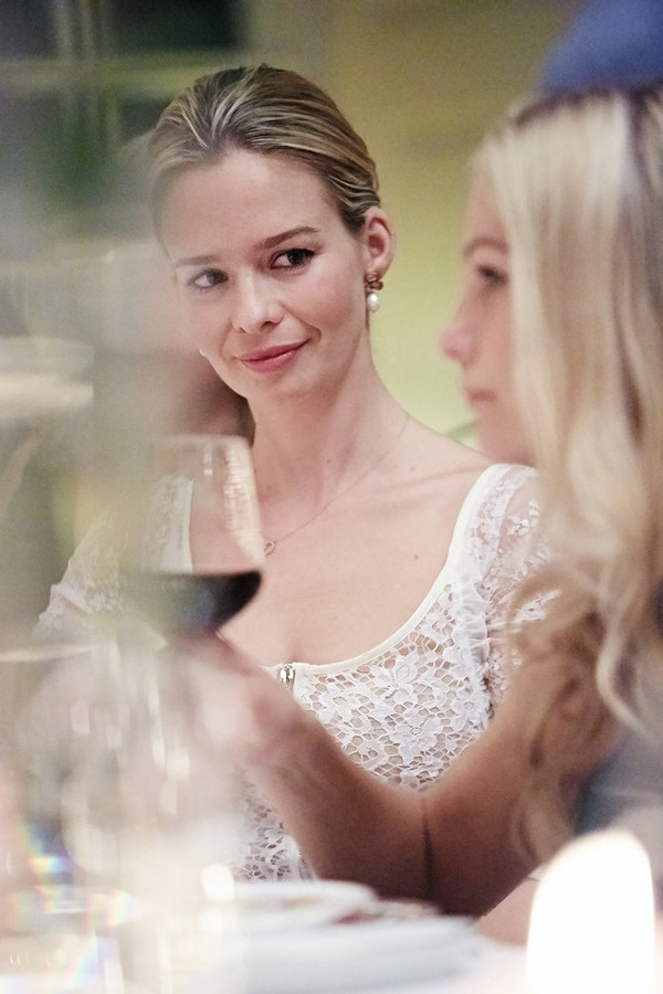 Ladies of London: the Cougar in the Room