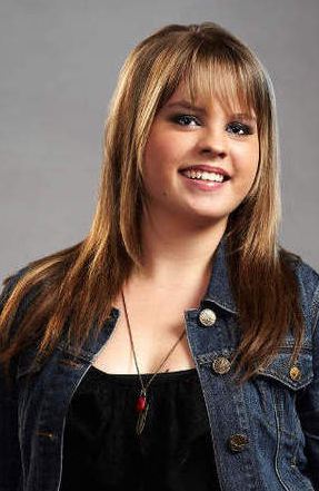 Holly Tucker of The Voice Season 4